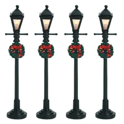 LEMAX Villagio Di Natale Lemax-Accessori 4 lampade stradali illuminate a pile
