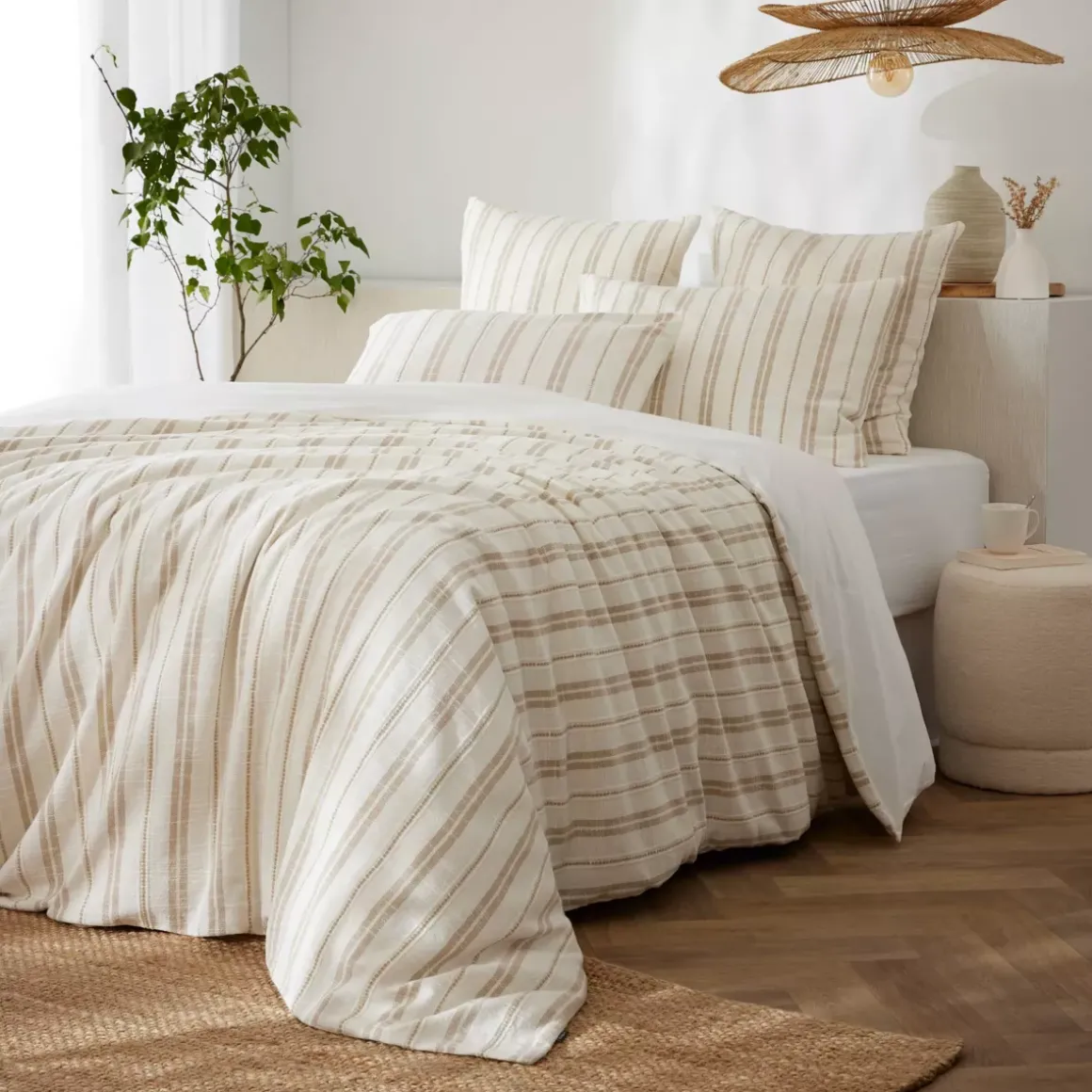 Federa quadrata reversibile in cotone testurizzato e percale (60 x 60 cm) Alice Corda