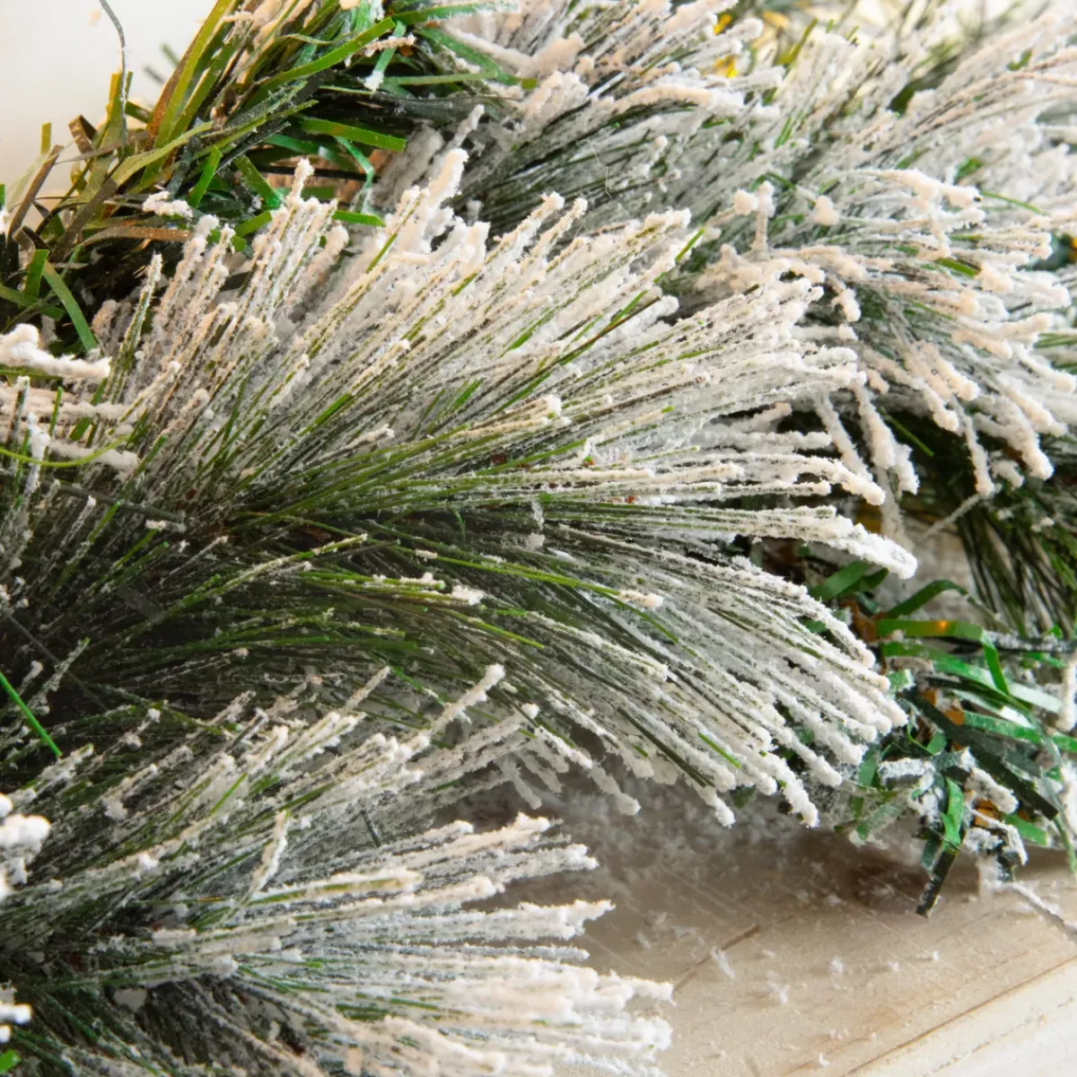 EMINZA Alberi Di Natale Grande Dimensione|Ghirlanda In Abete Artificiale-Ghirlanda luminosa di abete (300 cm - D25) Edmonton Verde innevato e bianco caldo