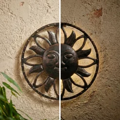 KAEMINGK Luci Per Esterno-Lampada solare da parete in metallo (D37 cm) Dio Sole patinato e bianco caldo