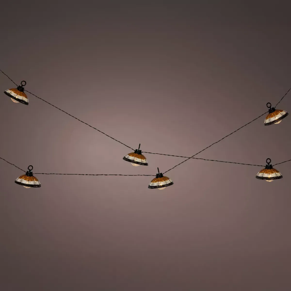 KAEMINGK Luci Per Esterno-Luminaria solare da giardino con 6 LED (2,5 m) Cappello in resina intrecciata Bianco caldo