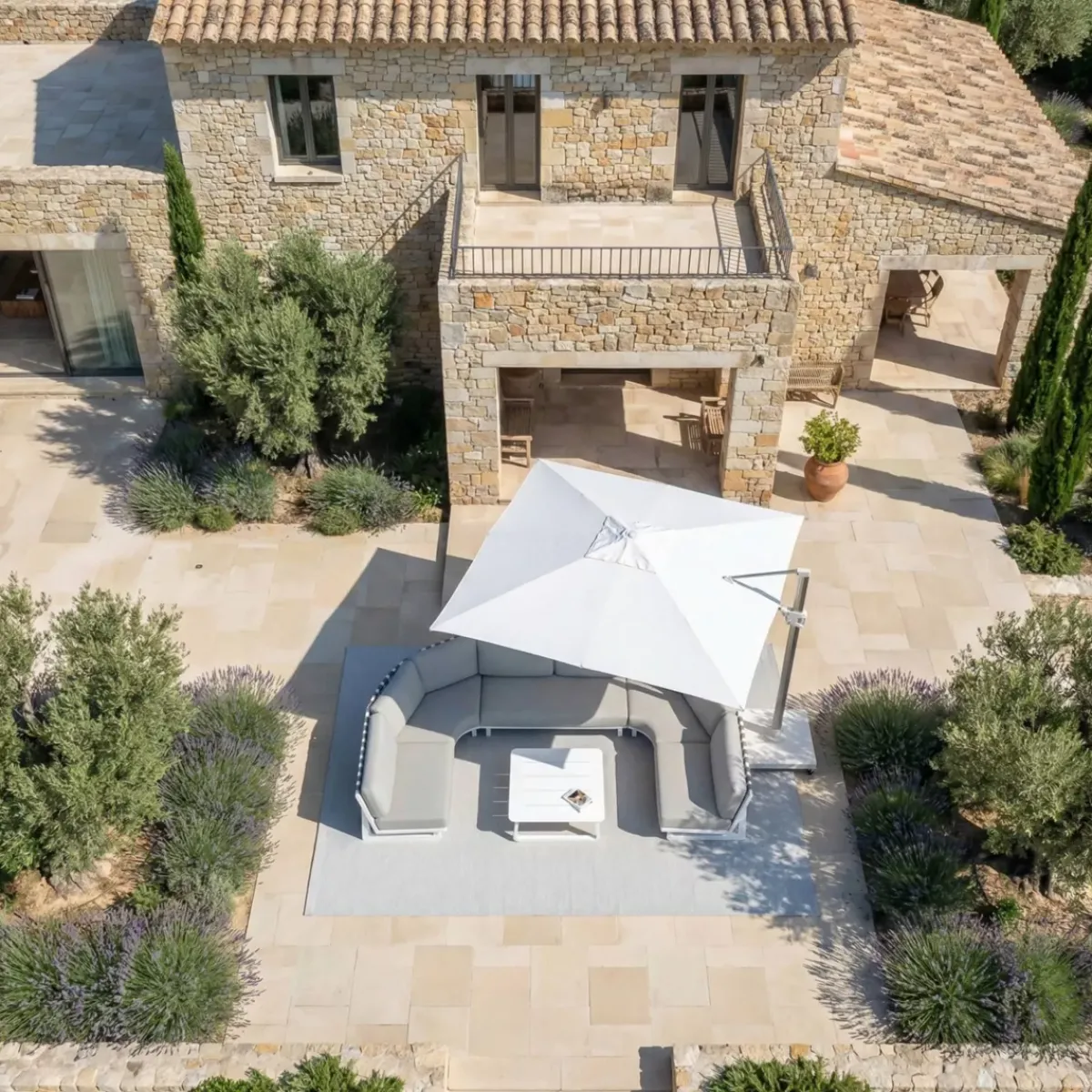 MOBELLIA Ombrelloni Da Giardino-Ombrellone decentrato quadrato in alluminio con base (3 x 3 m) Elyra Metallico lucido e Bianco