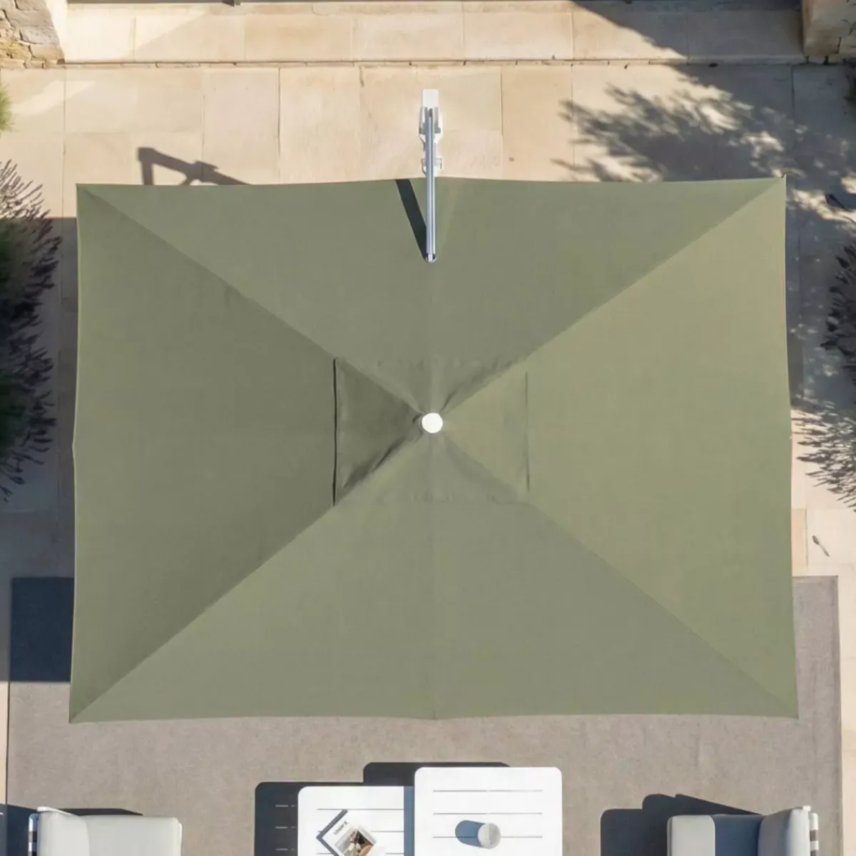 MOBELLIA Ombrelloni Da Giardino-Ombrellone decentrato rettangolare in alluminio con base (3 x 4 m) Elyra Metallico lucido e Verde oliva