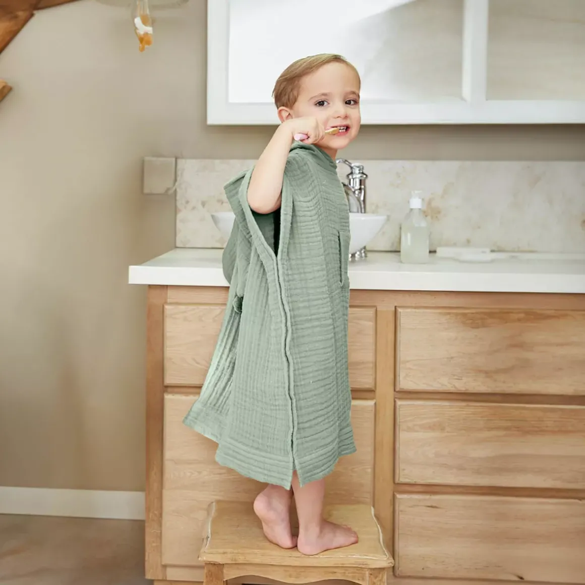 Poncho da bagno per bambini in garza di cotone 6/10 anni Gaia Verde eucalipto