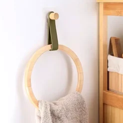 TENDANCE Contenitori Bagno|Mobili Bagno-Portasciugamani adesivo arrotondato (D21 cm) Easy Chic Cachi
