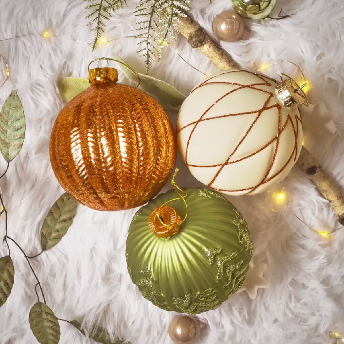 KAEMINGK Palline Di Natale-Set di 12 palline di Natale in vetro (D100 mm) Sogno Bianco lana, e Verde rosmarino