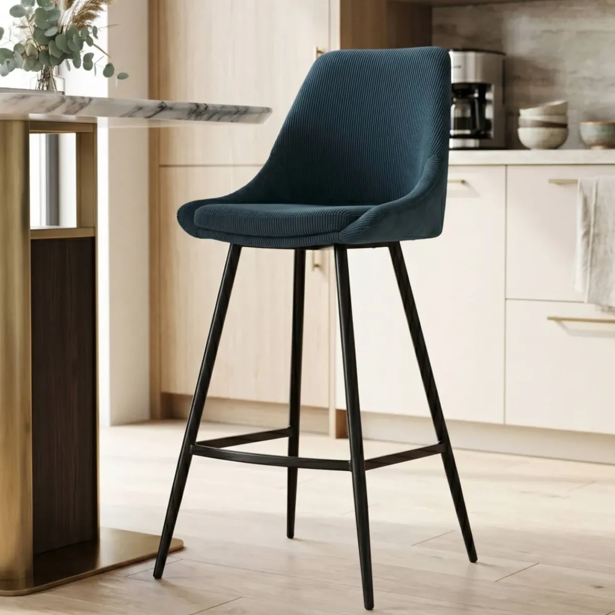 Sgabello Alto-Set di 2 sgabelli per isola centrale con schienale in velluto a coste (Altezza seduta 67cm) Juno
