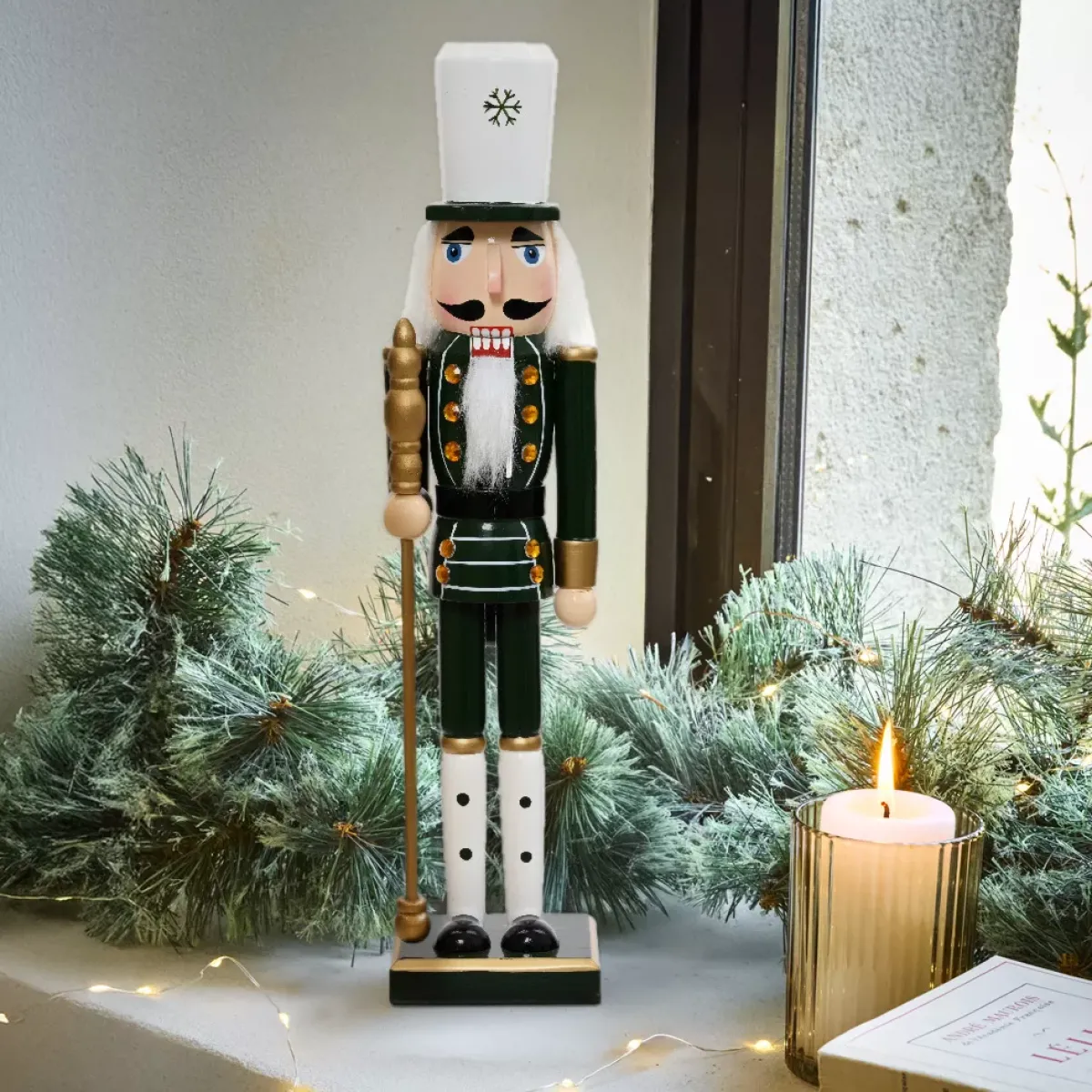 KAEMINGK Babbo Natale Animali E Personaggi-Soldato Schiaccianoci in legno (H38 cm) Achille