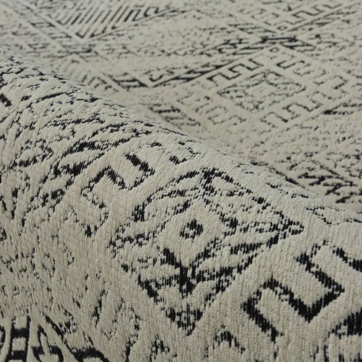 Tappeto da soggiorno rettangolare jacquard (140 x 200 cm) Zahra Nero