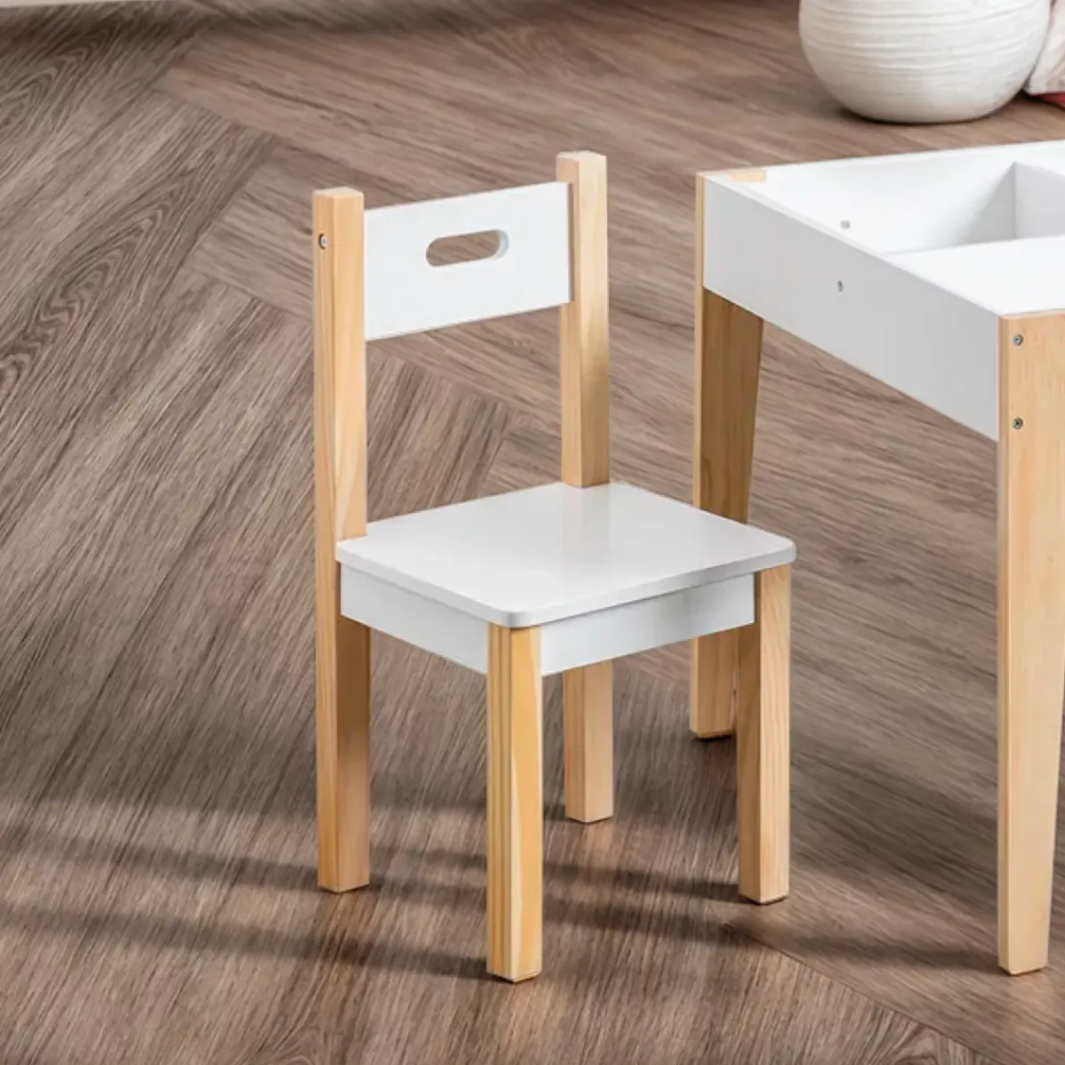 EMINZA Mobili Bambini-Tavolo e 2 sedie per bambini in legno con lavagna (H49,5 cm) Charlie