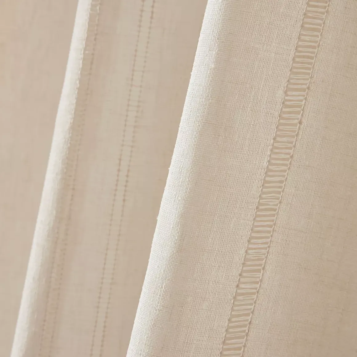Tenda trasparente con passanti nascosti (280 x 240 cm) Leontina Beige