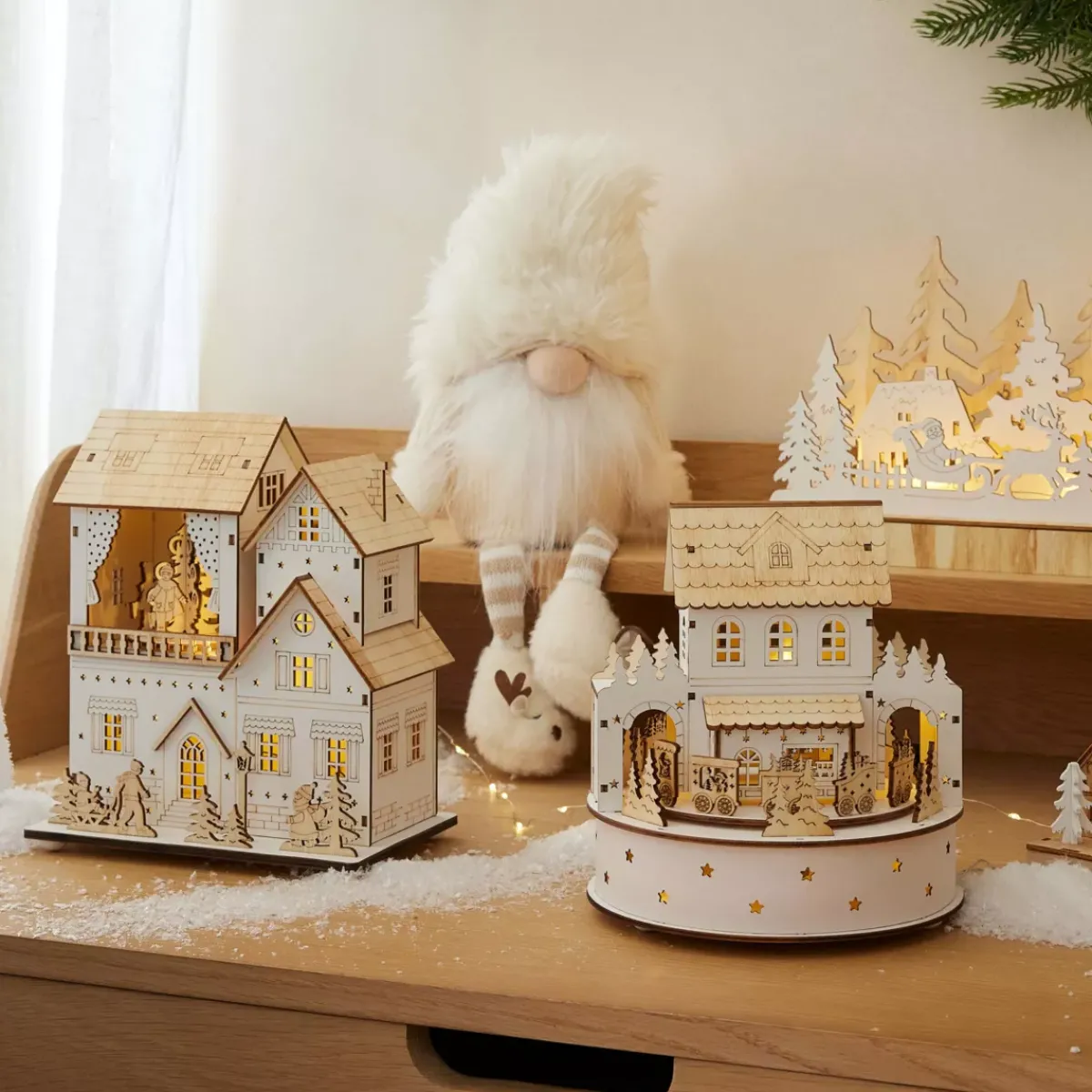 KAEMINGK Villaggio Di Natale In Legno|Oggetti Decorativi E Illuminati-Villaggio di Natale in legno luminoso, animato e musicale a pile (H22 cm) Padiglione festivo